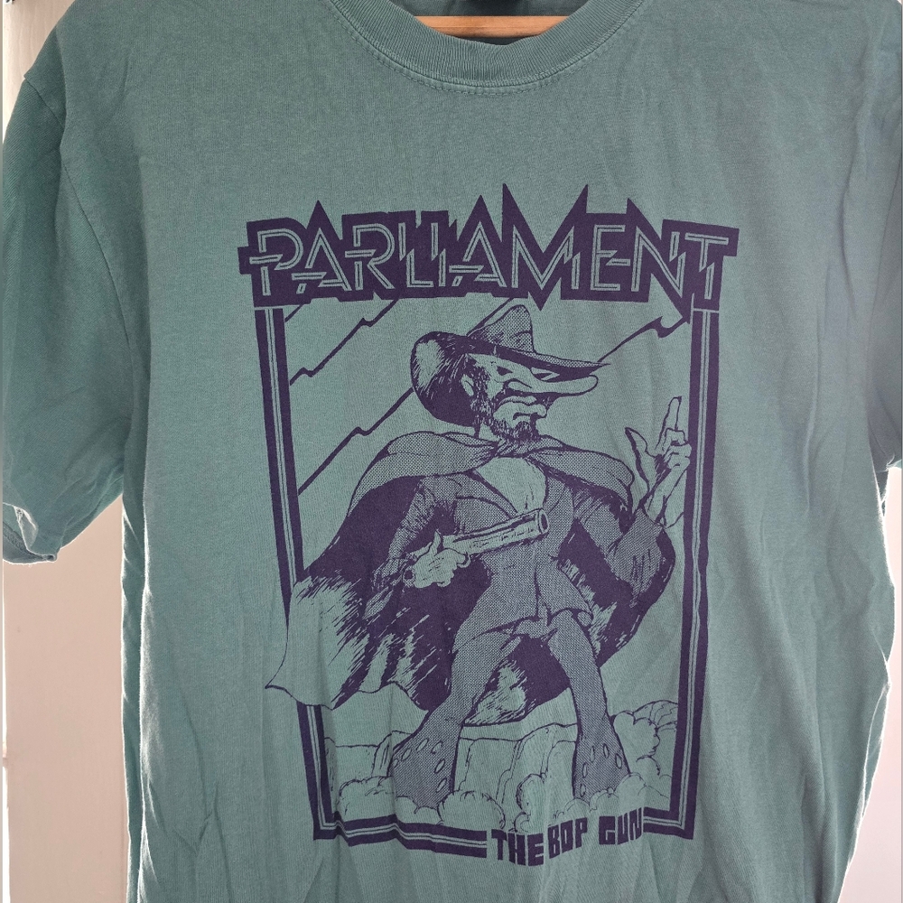 Parliament T